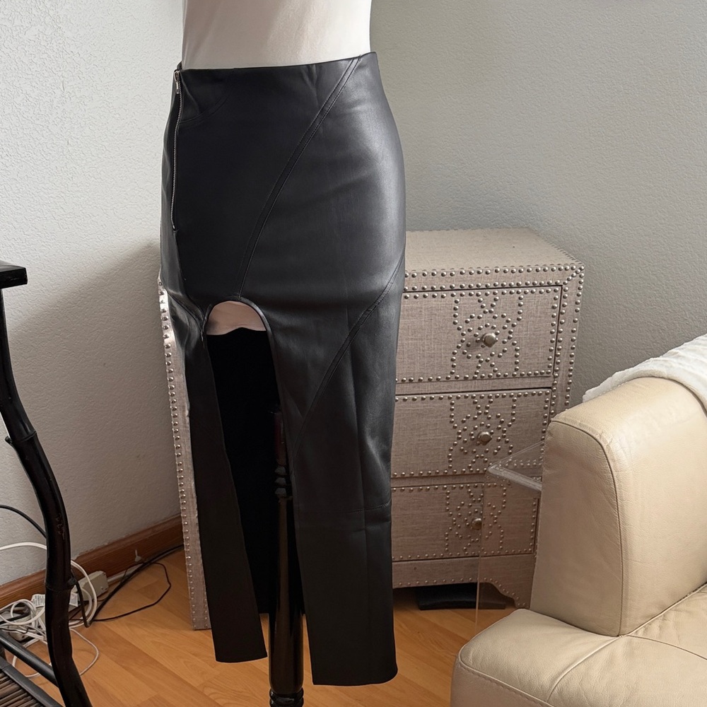 Forever 21 leg cutout  Black faux Leather Skirt S